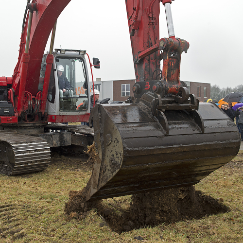 start bouw zwembad3.jpg