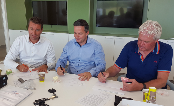 Ondertekening 1.jpg